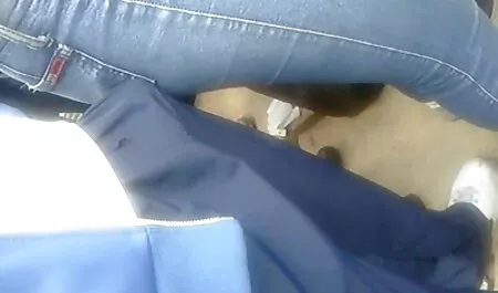Tre atleti strappano video hard amatoriali gratuiti una ragazza in una barca