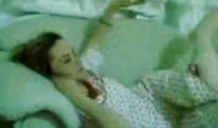 Il bambino non era riluttante ad andare con khakhal a casa sua, e, francamente succhiarlo, film porno amatoriali gratuiti saltare sul sito e impostare una gara selvaggia che focoso.
