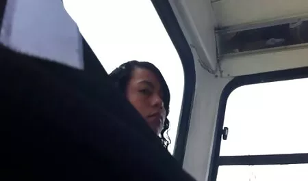 Procace milf video amatoriali pornografico Ai Shimatani spettacolo Gola profonda