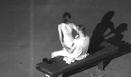 Giovani troie mostrano film porno amatoriali completi fighe sono