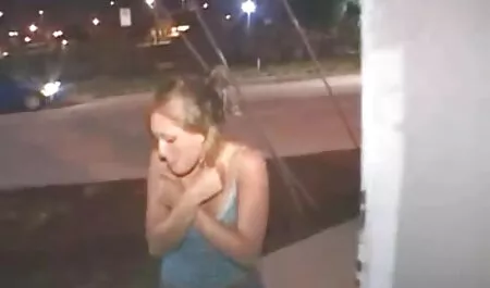 Ragazza nera amatoriali hard gratis che chiede la firma di un atleta e fare l'amore con lei