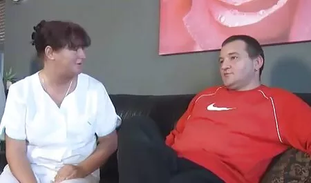 Bellezza procace bambino Kelly Divine mostrando via il bread è eccezionale e shake video hard italiani amatoriali gratis da allettante
