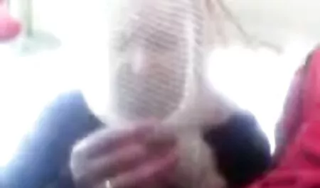 L'uomo leccato i piedi e riempirlo con video film porno amatoriali sperma