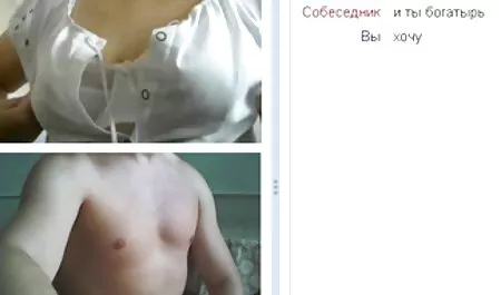 Due belle prostitute sdraiato e di essere pazzo film porno trans amatoriali con buzz, i loro volti pieni di sperma