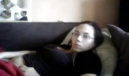 Latina ha un grosso culo appetitoso e quel video hard gratuiti amatoriali ragazzo è piaciuto, che è molto sordido artigliando e allungando le mani