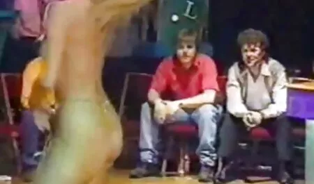 Bella puttana con fori che bella succhiare un Messicano provini porno dilettanti