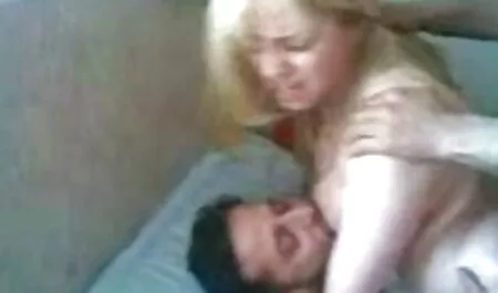 Cazzo video hard amatori molto gonfio con sicuro di sé entrare nello spazio nella stretta