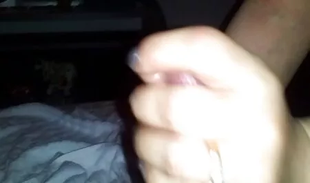 Spogliarello E Sesso bella video amatoriali gratis hard puttana nel seminterrato