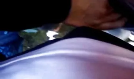Grande capezzoli rotolamento e video porn amatoriale gratis dita touching vagina