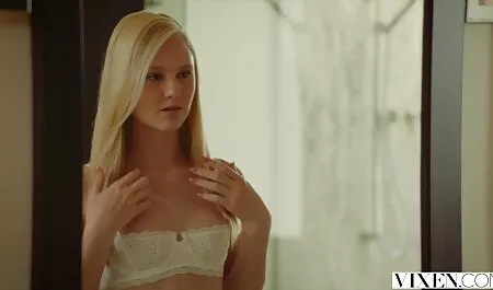 Cagna hard amatoriale gratis adulto divertimento con il ragazzi mentre lei marito è a lavoro