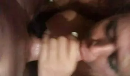 La ragazza, preparandosi per video hard italiani privati il ballo di fine anno, ha deciso di rilasciare la sua vagina, anticipando l'amore duro