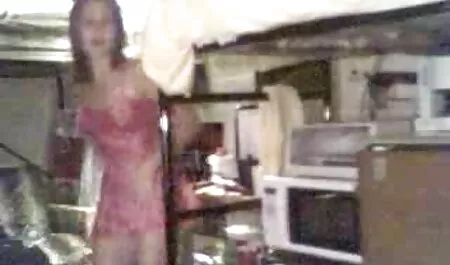 Lascia che il bambino prenda un po ' della sua bocca con un bastone e la sua vagina sentirà in sé tutta la forza e la forza delle video hard italiani privati braccia l'irrequieto questo.